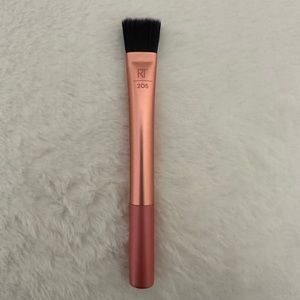 Real Techniques Square Foundation Brush